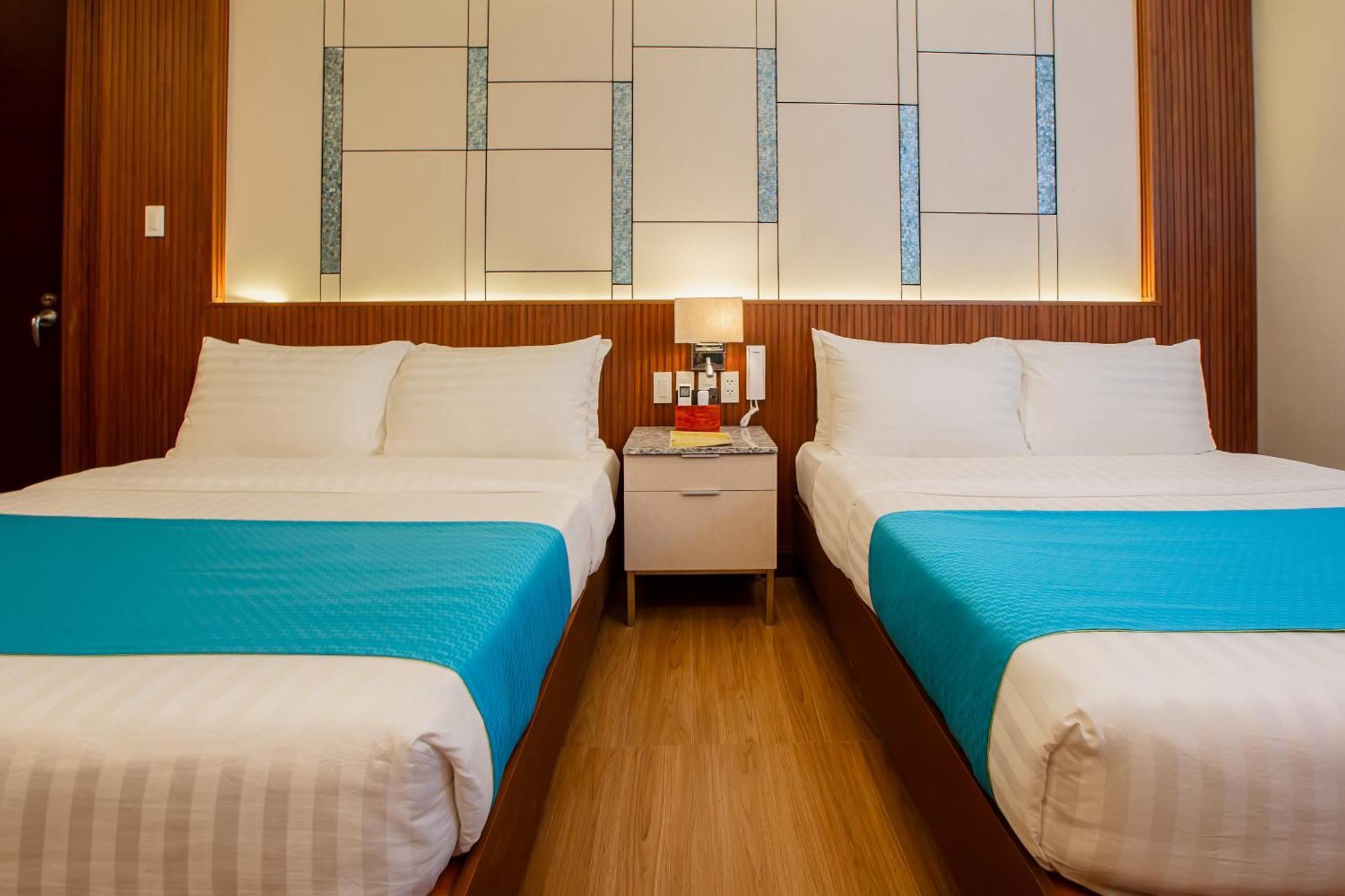 Solina Beach & Nature Resort Carles Buitenkant foto